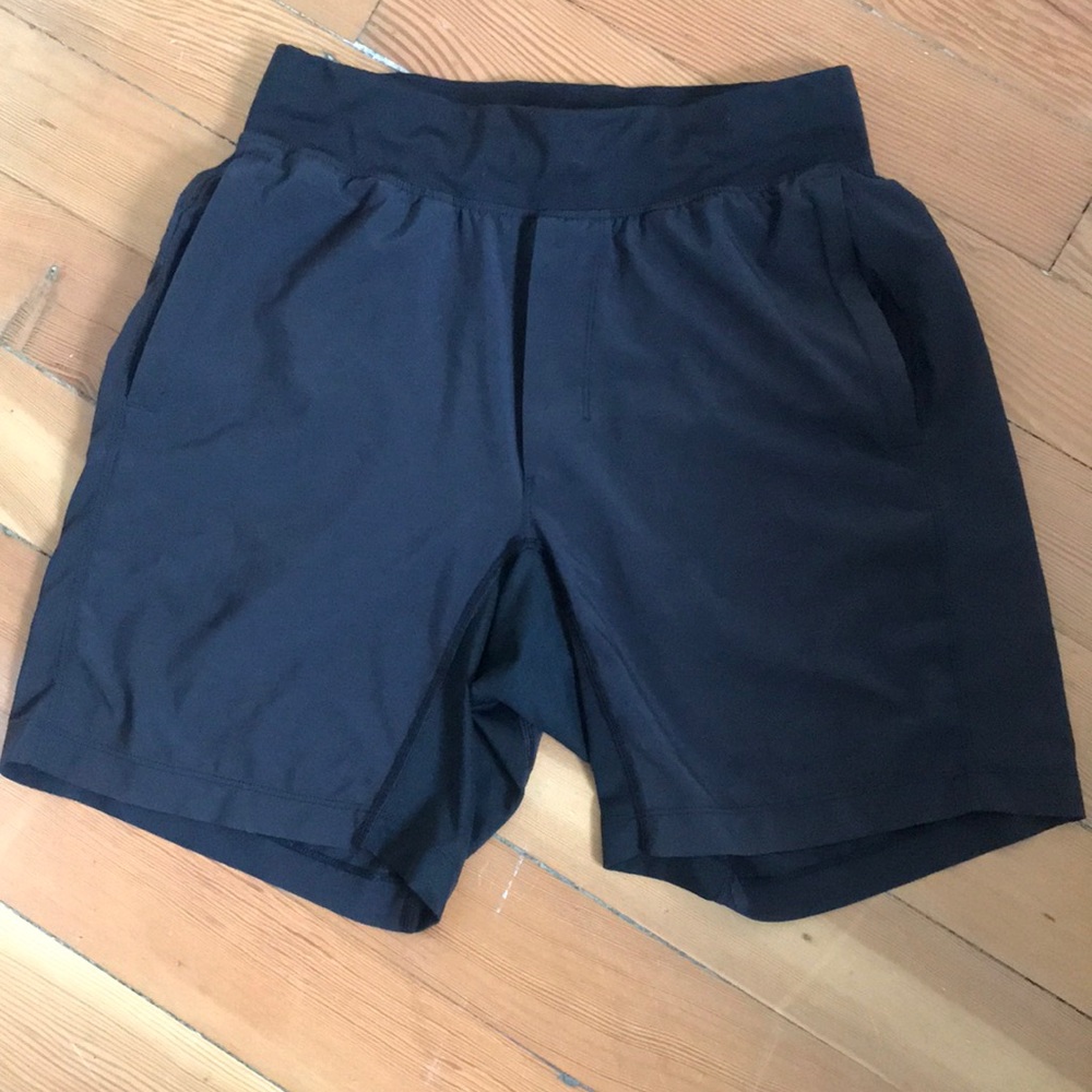 Lululemon men shorts